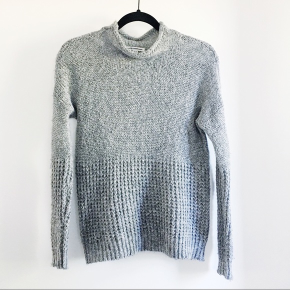 American Eagle Outfitters Sweaters - American Eagle Heather Gray Waffle Knit Sweater
